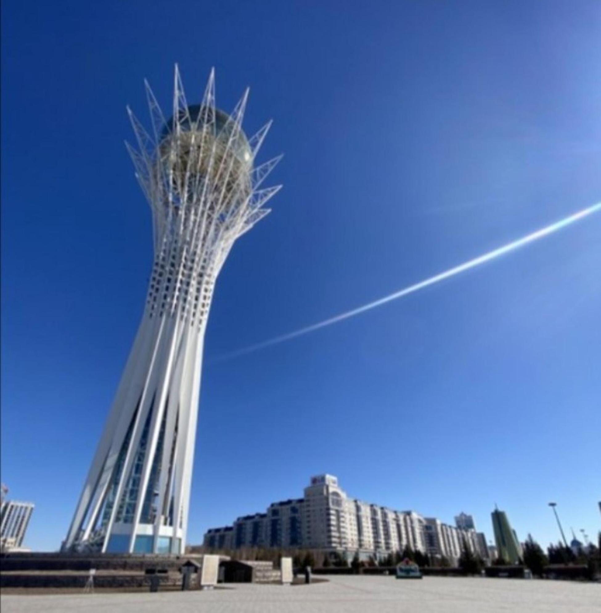Апартаменты 2Day Apart У Байтерека Астана Экстерьер фото